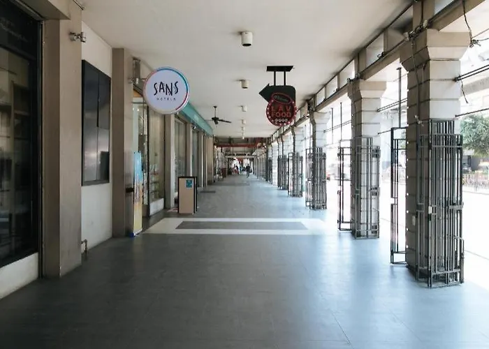 Sans Laperal Hotel 2*
